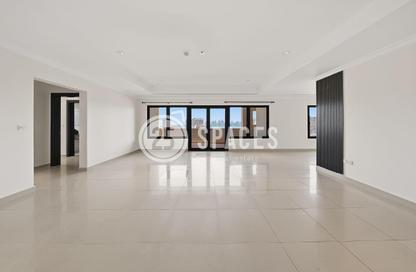 Apartment - 3 Bedrooms - 4 Bathrooms for rent in East Porto Drive - Porto Arabia - The Pearl Island - Doha Apartment - 3 Bedrooms - 4 Bathrooms for rent in East Porto Drive - Porto Arabia - The Pearl Island - Doha