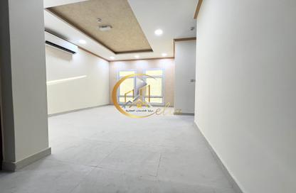 Apartment - 2 Bedrooms - 2 Bathrooms for rent in Al Nuaija Street - Al Nuaija - Doha
