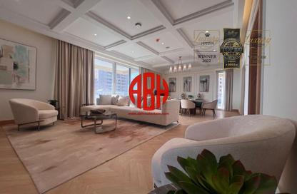 Apartment - 3 Bedrooms - 4 Bathrooms for sale in One Porto Arabia - Porto Arabia - The Pearl Island - Doha