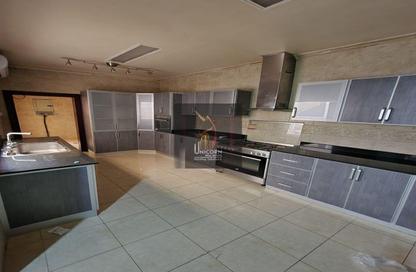 Villa - 5 Bedrooms - 7 Bathrooms for rent in Al Messila - Al Messila - Doha Villa - 5 Bedrooms - 7 Bathrooms for rent in Al Messila - Al Messila - Doha