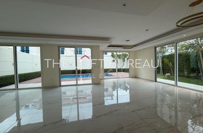 Villa - 7+ Bedrooms - 7+ Bathrooms for rent in Floresta Gardens - Floresta Gardens - The Pearl Island - Doha