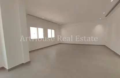 Villa - 3 Bedrooms - 5 Bathrooms for rent in Ain Khaled Villas - Ain Khaled - Doha
