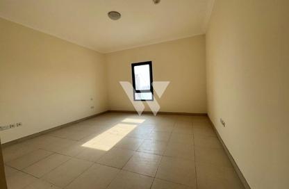 Apartment - 1 Bedroom - 2 Bathrooms for rent in East Porto Drive - Porto Arabia - The Pearl Island - Doha