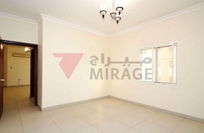 Apartment - 2 - 3 for rent in Najma 28 - Ibn Dirhem Street - Najma - Doha