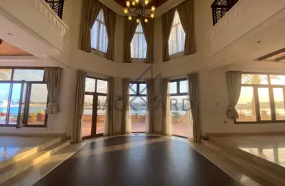 فيلا - 5 غرف نوم - 5 حمامات للايجار في فلل واست باي لاغون - وست باي لاجون - بحيرة وست لاجون - الدوحة