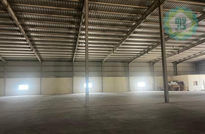 Warehouse - Studio - 1 for rent in East Industrial Street - Birkat Al Awamer - Al Wakra