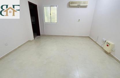 Apartment - 2 - 3 for rent in Najma 28 - Ibn Dirhem Street - Najma - Doha