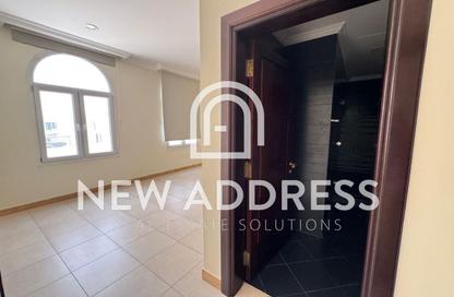 Villa - 5 Bedrooms - 6 Bathrooms for rent in West Bay Lagoon - Doha
