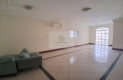 Apartment - 2 Bedrooms - 2 Bathrooms for rent in Al Jazeera Street - Fereej Bin Mahmoud North - Fereej Bin Mahmoud - Doha