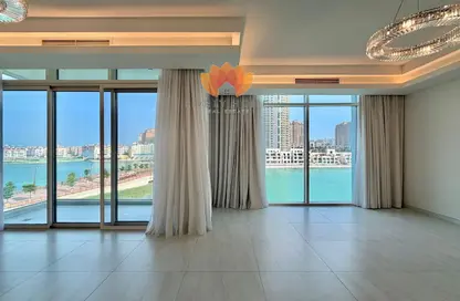 Apartment - 3 Bedrooms - 5 Bathrooms for rent in Crystal Residence - Gewan Island - The Pearl Island - Doha