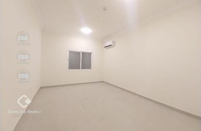 Apartment - 3 Bedrooms - 3 Bathrooms for rent in Fereej Bin Mahmoud North - Fereej Bin Mahmoud - Doha
