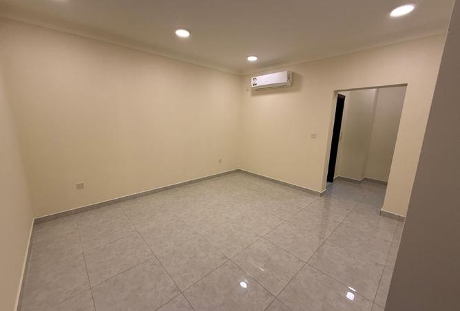 1005967 - Property Image 2