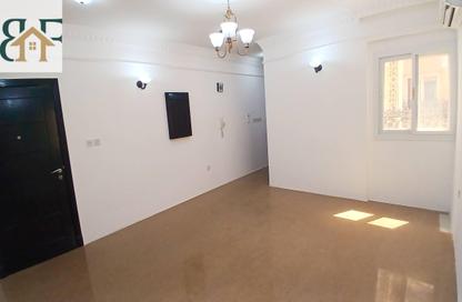 Apartment - 1 Bedroom - 1 Bathroom for rent in Umm Ghuwalina - Umm Ghuwailina - Doha Apartment - 1 Bedroom - 1 Bathroom for rent in Umm Ghuwalina - Umm Ghuwailina - Doha