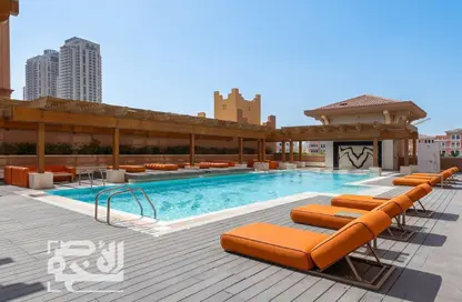 Apartment - 1 Bedroom - 2 Bathrooms for rent in Tower 12 - Porto Arabia - The Pearl Island - Doha