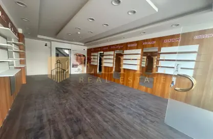 Shop - Studio - 1 Bathroom for rent in Ammar Bin Yasser Street - Al Aziziyah - Doha