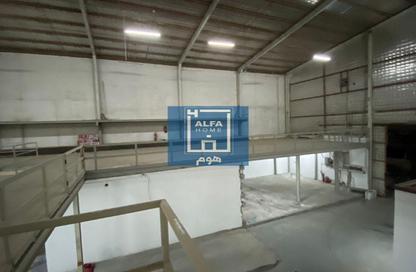 Warehouse - Studio - 6 Bathrooms for rent in Industrial Area 5 - Industrial Area - Industrial Area - Doha