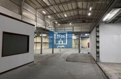 Warehouse - Studio - 6 Bathrooms for rent in Industrial Area 5 - Industrial Area - Industrial Area - Doha