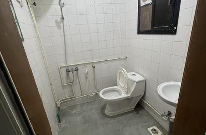 Villa - Studio - 1 for rent in Al Nuaija - Doha