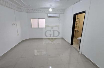 Apartment - Studio - 1 Bathroom for rent in Onaiza Street - Diplomatic Area - Doha