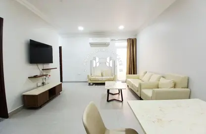 Apartment - 2 Bedrooms - 2 Bathrooms for rent in Al Muntazah Street - Al Muntazah - Doha