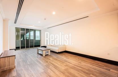 Apartment - 1 Bedroom - 2 Bathrooms for rent in Viva East - Viva Bahriyah - The Pearl Island - Doha