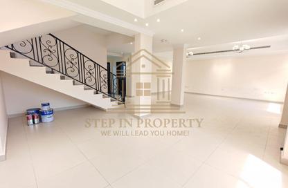 Villa - 4 Bedrooms - 4 Bathrooms for rent in Souk Al gharaffa - Al Gharrafa - Doha