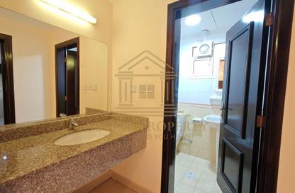 Villa - 4 Bedrooms - 4 Bathrooms for rent in Souk Al gharaffa - Al Gharrafa - Doha