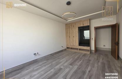 Villa - 4 Bedrooms - 6 Bathrooms for rent in Al Duhail South - Al Duhail - Doha