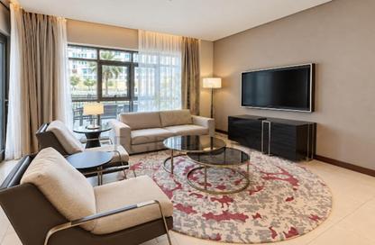 Townhouse - 3 - 3 for rent in Crystal Residence - Gewan Island - The Pearl Island - Doha