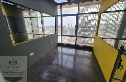 Office Space - Studio - 6 Bathrooms for rent in Marina Tower 02 - Marina District - Lusail Office Space - Studio - 6 Bathrooms for rent in Marina Tower 02 - Marina District - Lusail