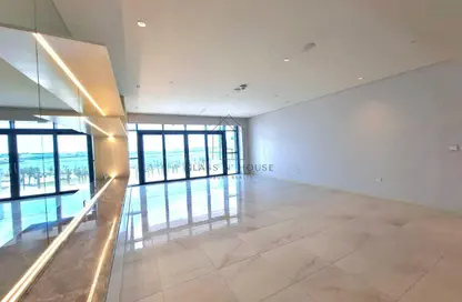 Apartment - 3 Bedrooms - 4 Bathrooms for rent in Seef Lusail - Lusail City - Lusail