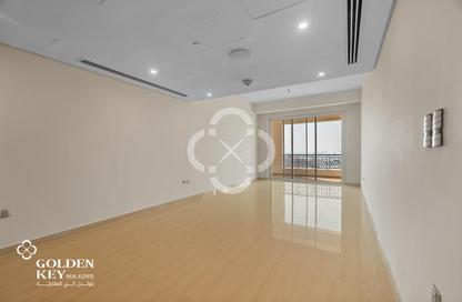 Apartment - 1 - 2 for rent in Viva West - Viva Bahriyah - The Pearl Island - Doha Apartment - 1 - 2 for rent in Viva West - Viva Bahriyah - The Pearl Island - Doha