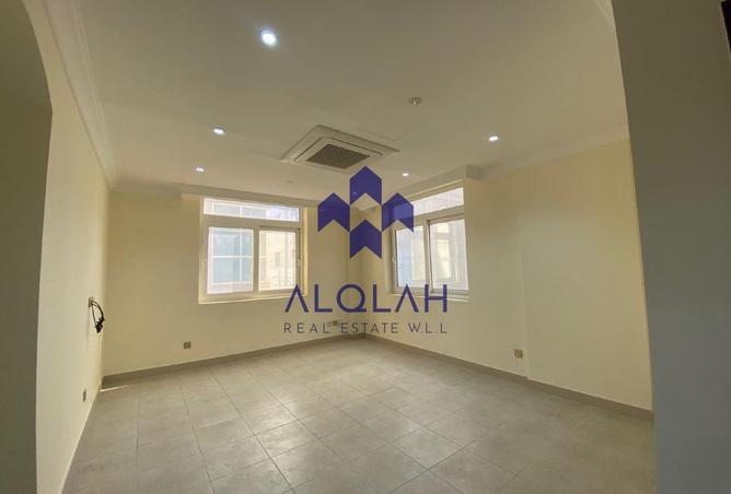 1013009 - Property Image 2