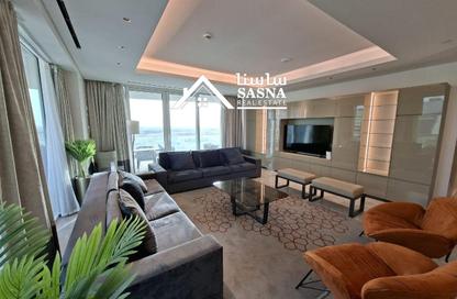 Apartment - 3 Bedrooms - 4 Bathrooms for rent in Marina District - Lusail