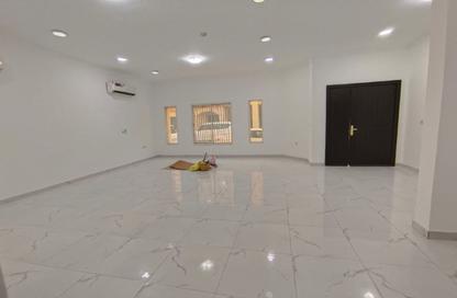 مجمع سكني - 5 - 5 للايجار في حديقة الجنوب - الوكير - الوكرة