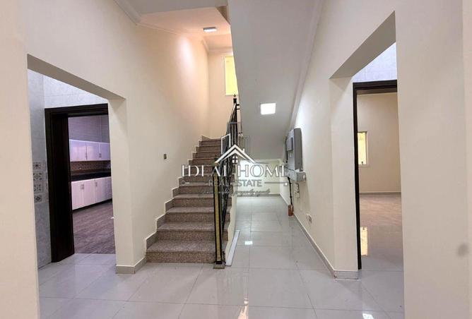 52453635 - Property Image 2