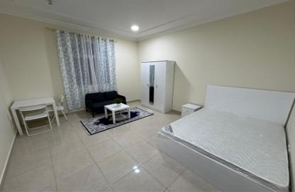 Apartment - Studio - 1 Bathroom for rent in Wadi Al Sail - Doha