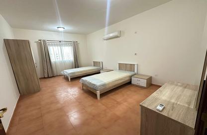 Apartment - 2 Bedrooms - 2 Bathrooms for rent in Old Salata - Salata - Doha
