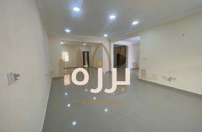 Villa - 5 Bedrooms - 5 Bathrooms for rent in Al Duhail South - Al Duhail - Doha Villa - 5 Bedrooms - 5 Bathrooms for rent in Al Duhail South - Al Duhail - Doha