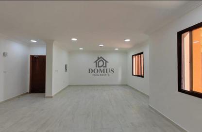 Apartment - 2 Bedrooms - 2 Bathrooms for rent in Thabit Bin Zaid Street - Al Mansoura - Doha