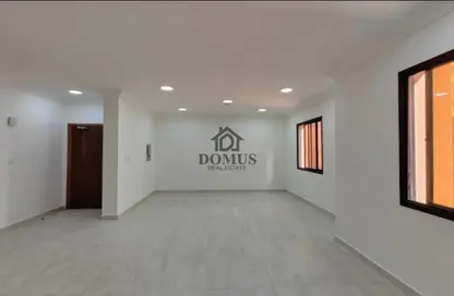 Apartment - 2 Bedrooms - 2 Bathrooms for rent in Thabit Bin Zaid Street - Al Mansoura - Doha