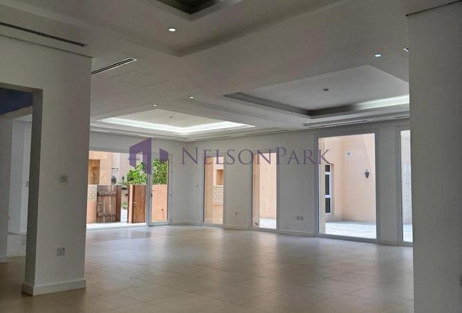 1004028 - Property Image 3