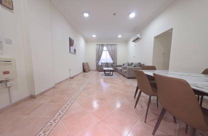 Apartment - 2 Bedrooms - 2 Bathrooms for rent in Bin Omran 35 - Fereej Bin Omran - Doha