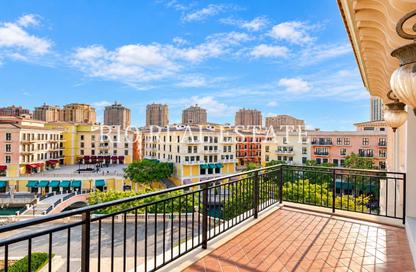 Apartment - 1 - 2 for rent in Carnaval - Qanat Quartier - The Pearl Island - Doha