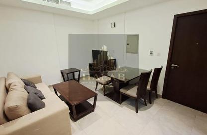 Apartment - 2 Bedrooms - 2 Bathrooms for rent in Umm Ghuwailina 4 - Umm Ghuwailina - Doha