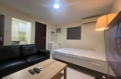 Apartment - Studio - 1 for rent in Onaiza Street - Diplomatic Area - Doha Apartment - Studio - 1 for rent in Onaiza Street - Diplomatic Area - Doha
