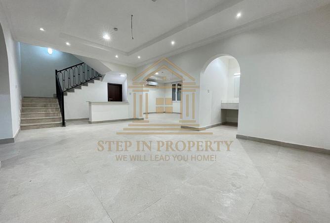 54490593 - Property Image 2