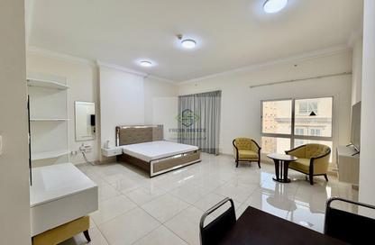 Apartment - Studio - 1 for rent in Al Sadd Road - Al Sadd - Doha