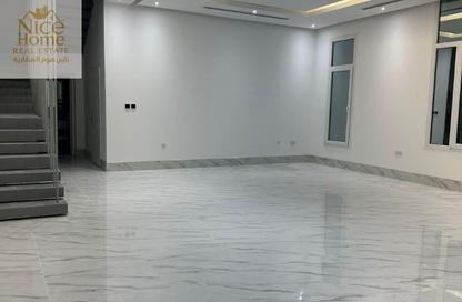 Villa - 5 Bedrooms - 4 Bathrooms for rent in Al Rayyan - Doha