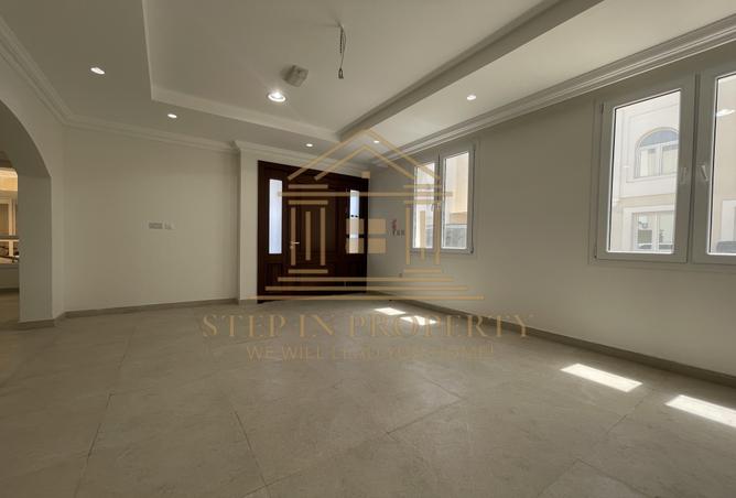 56416087 - Property Image 3